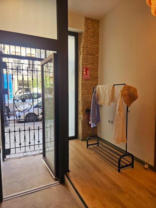 Tradicional Casa Con Patio Ruzafa Lägenhet Valencia Exteriör bild