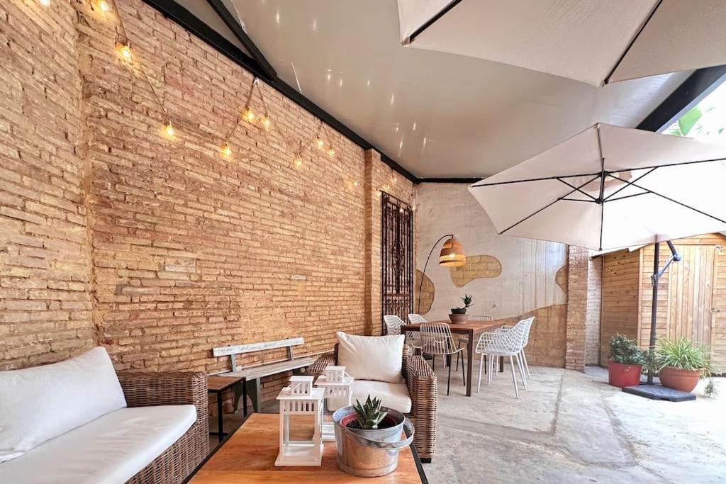 Tradicional Casa Con Patio Ruzafa Lägenhet Valencia Exteriör bild